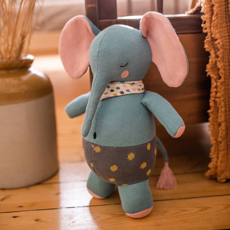 Kuscheltier Elefant mit gepunkteter Hose, dunkelblau/pink