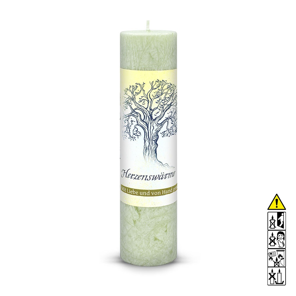 Allgäuer Heilkräuterkerze Geist der Bäume Herzenswärme in der Farbe hellgrün. Als Geschenk für Sie oder Ihn. 100% Vegane Kerze. Hergestellt aus Olivenöl. Jetzt in unserem Kerzen Onlineshop kaufen.