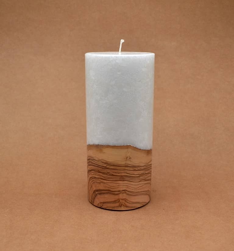 Kerze mit Holzelement, Individuelle, persönliche Hochzeitskerze  Holzkerze, Rund Stearinoptik, Hochzeitskerze mit Teelicht im Kerzen online Shop für Hochzeiten bestellen, günstig kaufen.