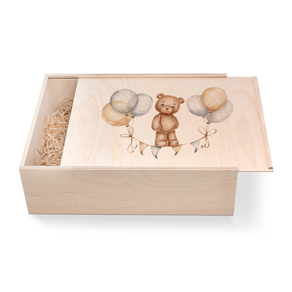 Große Geschenkbox aus Holz. Geschenkbox zum Geburtstag. Bär Große Geschenkbox aus Holz zum Geburtstag. Bär. Ideal als Geschenkbox für Männer oder Frauen. Geschenkbox groß individuell angefertigt. Online bestellen im Geschenke Online-Shop.