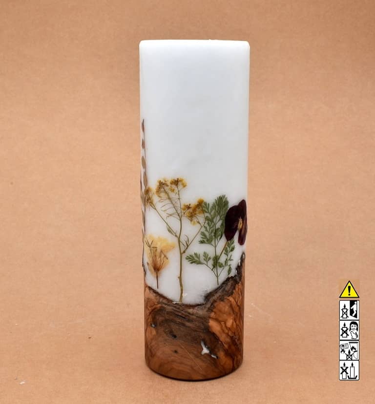 Blumendekor handgefertigt Stumpen Ø 80 x 250 mm mit Holz und Teelicht