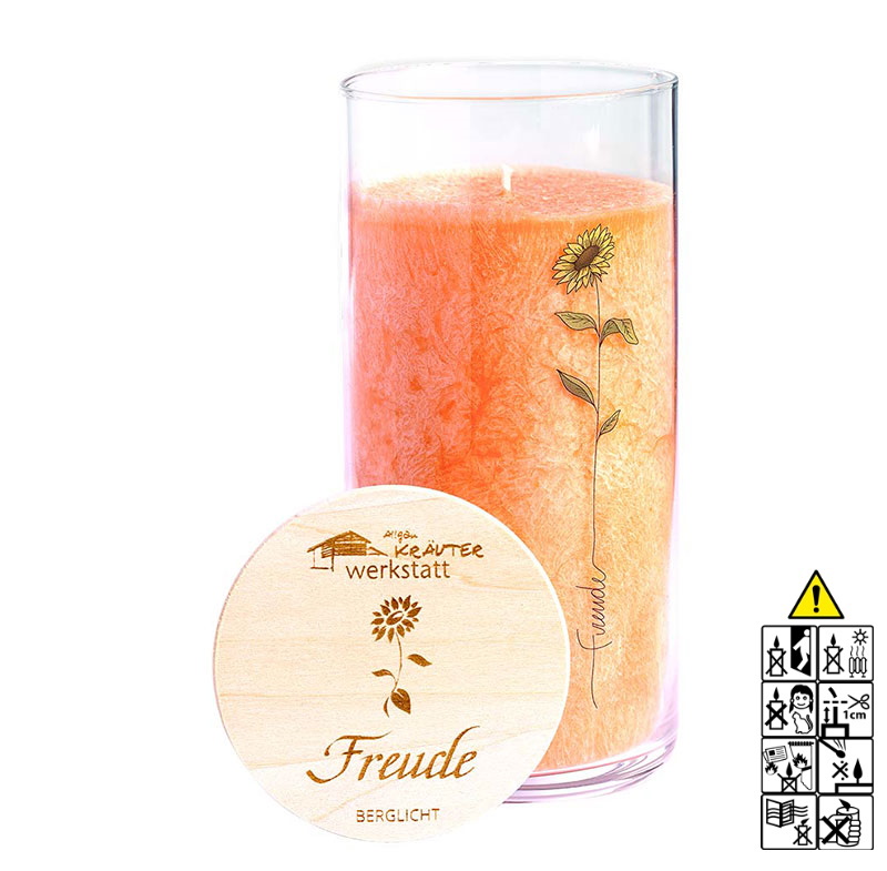 Allgäuer Heilkräuterkerze zum Thema  Freude  Heilkräuterkerze Naturkraft Berglicht. Als Geschenk für Sie oder Ihn. 100% Vegane Kerze. Hergestellt aus Olivenöl. Jetzt in unserem Kerzen Onlineshop kaufen.