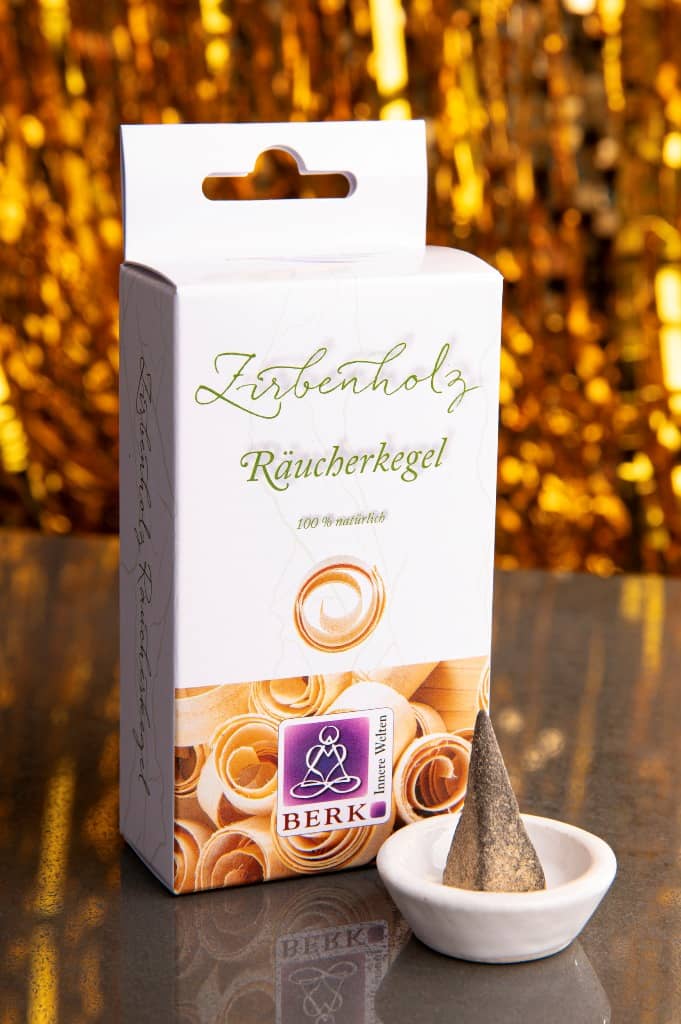 Zirbenholz Räucherkegel - 20 g (8 Kegel) Zirbenholz Räucherkegel - 20 g (8 Kegel)