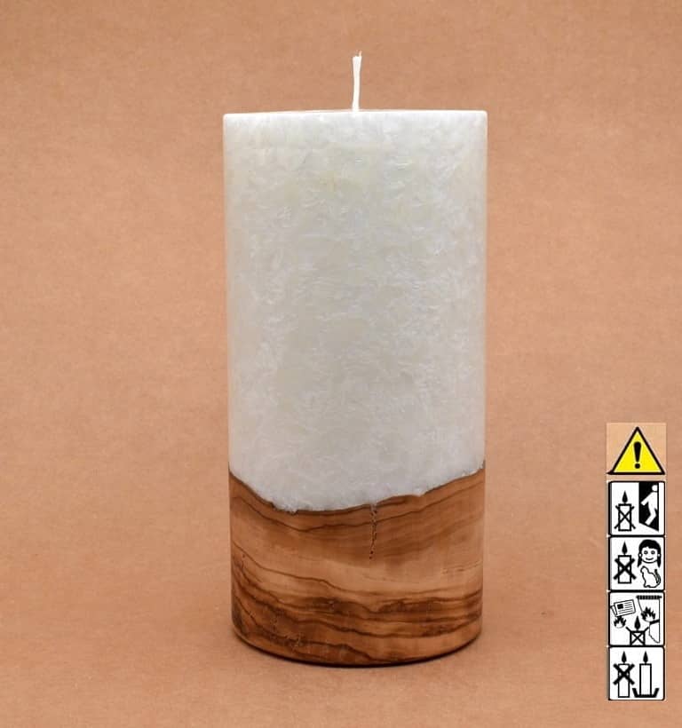 Kerze mit Holz Unikat Rund 100x250mm ohne Teelicht Kerze mit Holz Unikat Rund 100x250mm ohne Teelicht. Jetzt in unserem Geschenke Onlineshop kaufen.