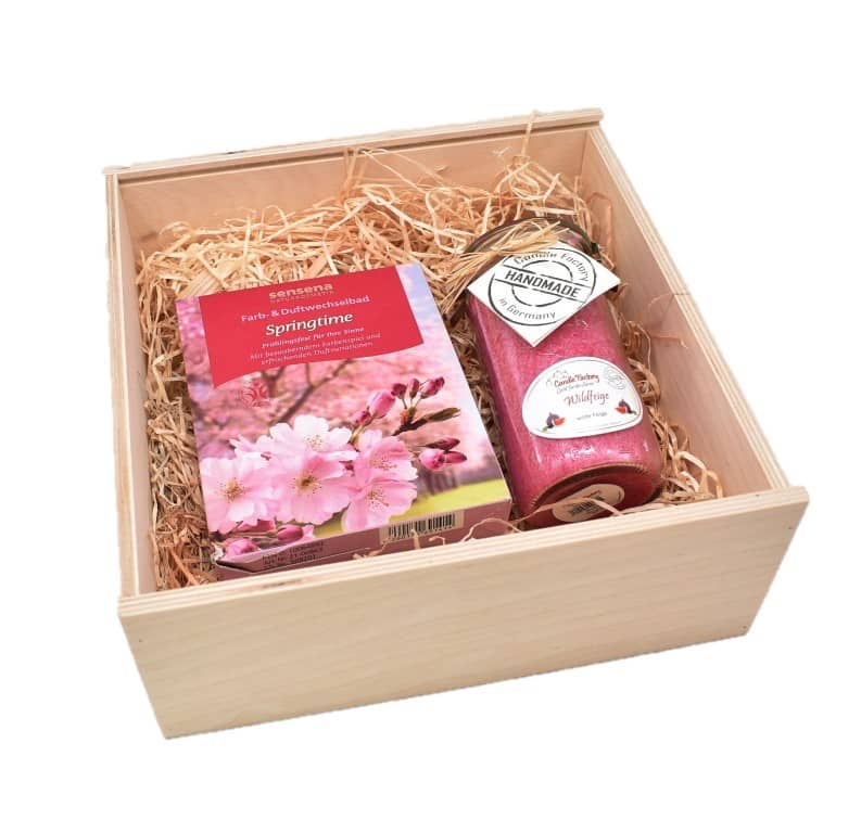 Bade Geschenkset mit Wildfeige Mini Jumbo von Candle Factory in Geschenkbox aus Holz