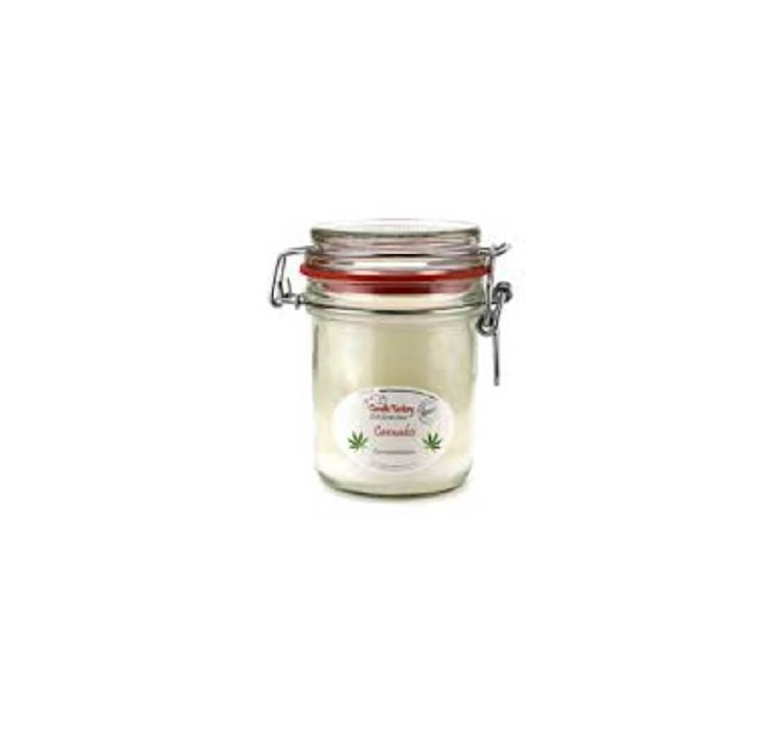 Gartenduft Duftkerze Canabis Candle Factory Hochwertige Gartenduft Duftkerze Canabis Candle Factory ist eine tolle Geschenkidee. im Onlineshop kaufen