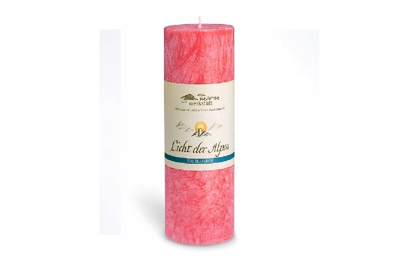 Allgäuer Heilkräuterkerze Licht der Alpen die Blumige Allgäuer Heilkräuterkerze Licht der Alpen die Blumige. Als Geschenk für Sie oder Ihn. 100% Vegane Kerze. Hergestellt aus Olivenöl. Jetzt in unserem Kerzen Onlineshop kaufen.