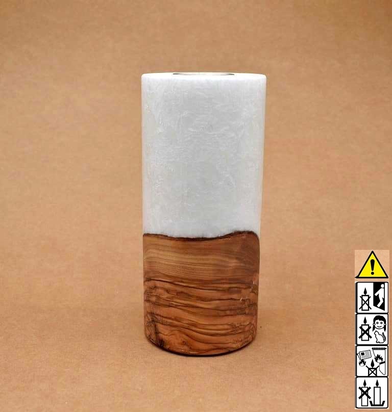 Kerze mit Holz Unikat Rund 90 x 200 mm Nr.5 Kerze mit Holz Unikat Rund 90 x 200 mm Nr.5. Jetzt in unserem Geschenke Onlineshop kaufen.