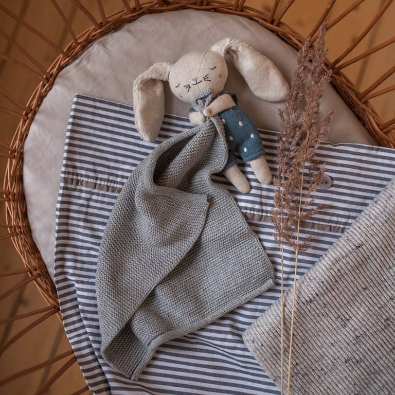 Kuscheltuch groß mit Hase, blau / grau