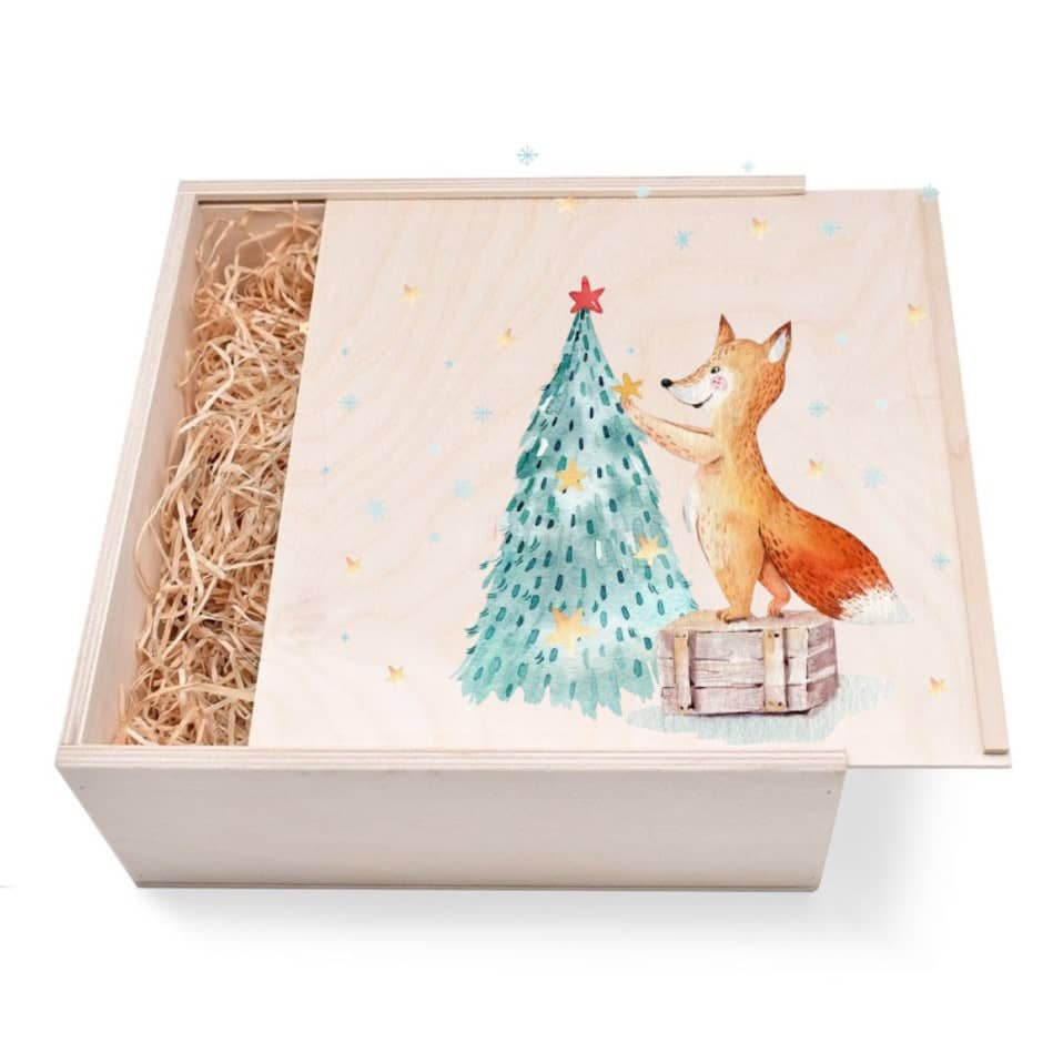 "Fuchs mit Weihnachtsbaum" Geschenkbox aus Holz mit verzierten Deckel Innen = 24/24/9 cm